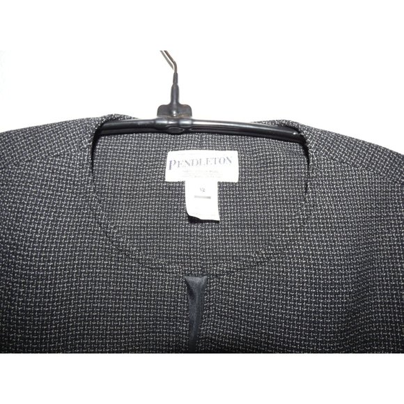 Women's Black and White Short Jacket, Size 12, Pendleton, Virgin Wool - Picture 3 of 7